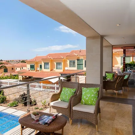 Villa Sonnenland Grande Private Outdoor Pool Bbq Facilities Shaded Outdoor Dining Area Sonnenland Gran Canaria Las Palmas de Gran Canaria