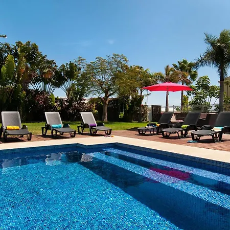 Sonnenland Grande Private Outdoor Pool Bbq Facilities Shaded Outdoor Dining Area Sonnenland Gran Canaria Las Palmas de Gran Canaria